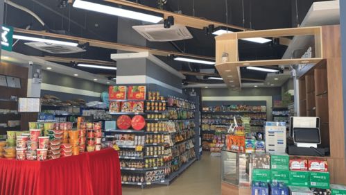 鼎龙湾首家24小时生活超市开业 打造便捷生活新体验